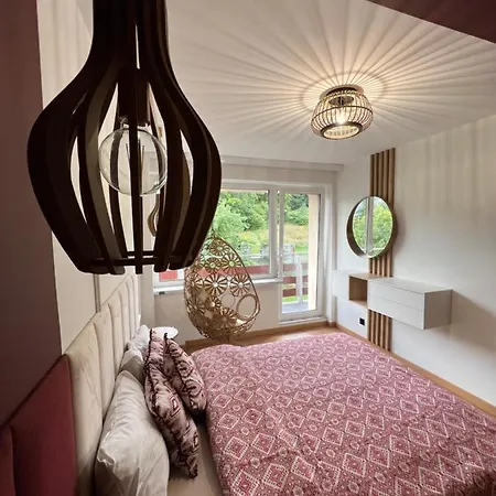 Partykularz Z Tarasem I Widokiem Na śnieżkę *